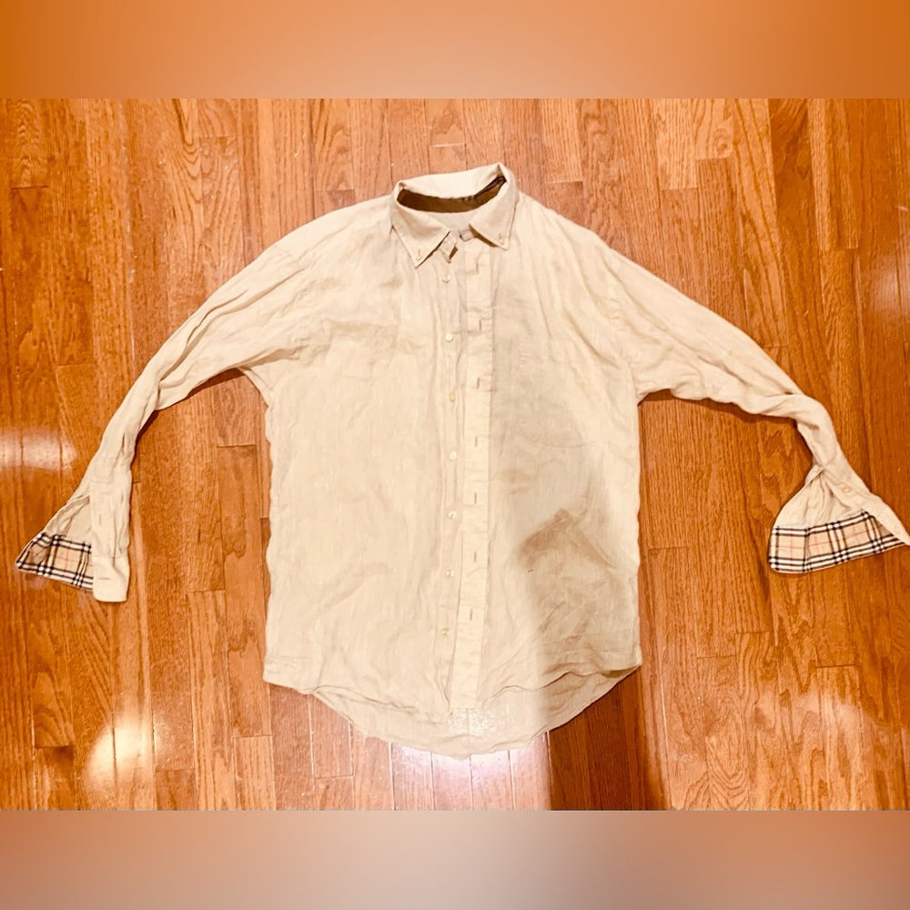 Men’s Burberry button down with plaid cuffs, collar
